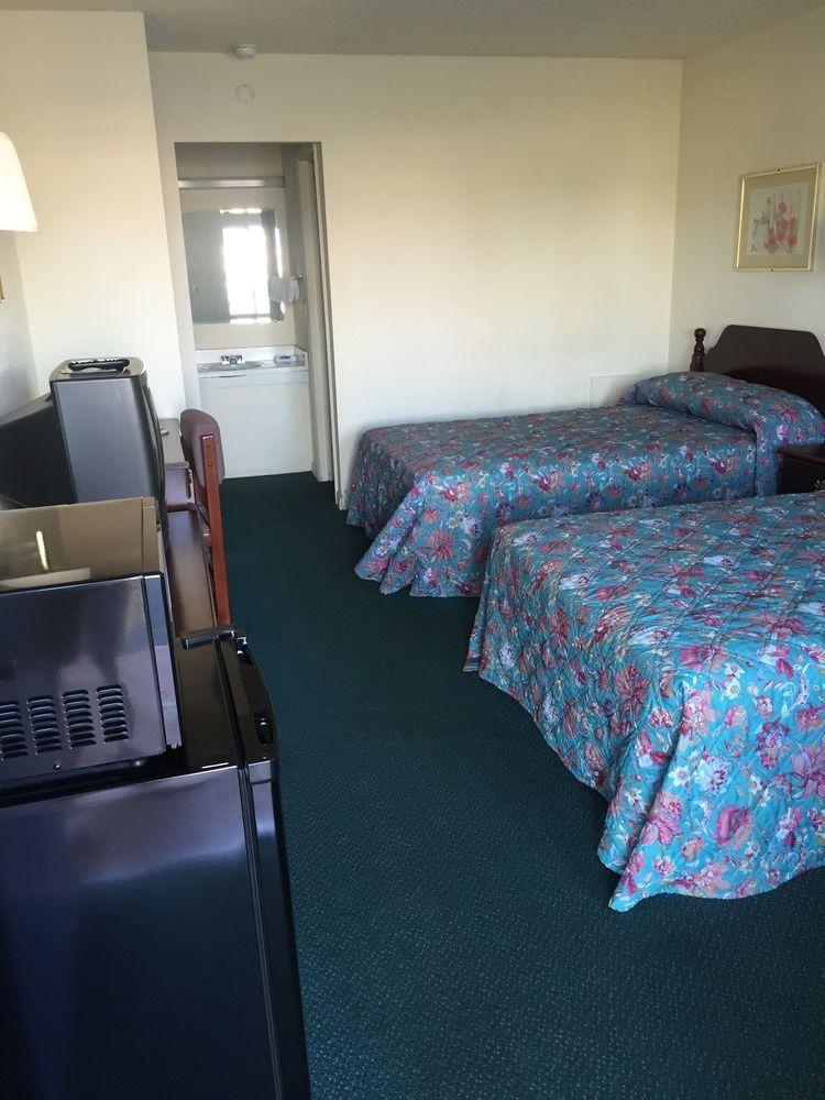 Economy Inn St. James Zewnętrze zdjęcie