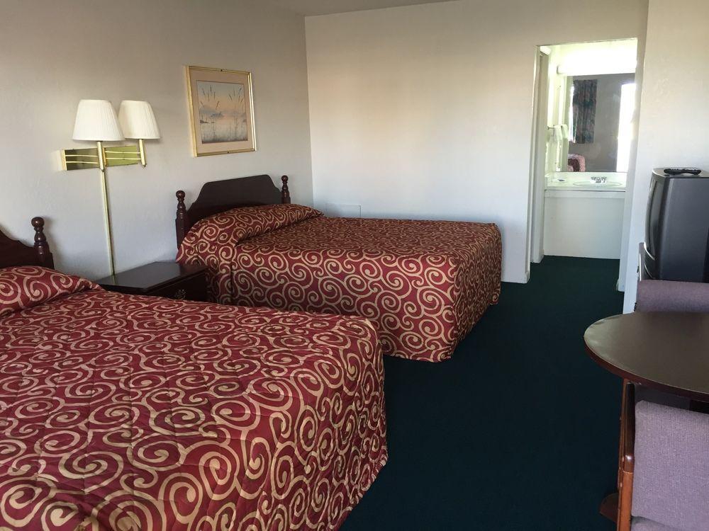 Economy Inn St. James Zewnętrze zdjęcie
